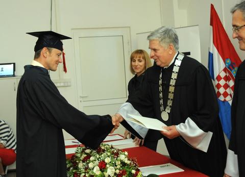 Svečana promocija 2011 upisani 2006/07